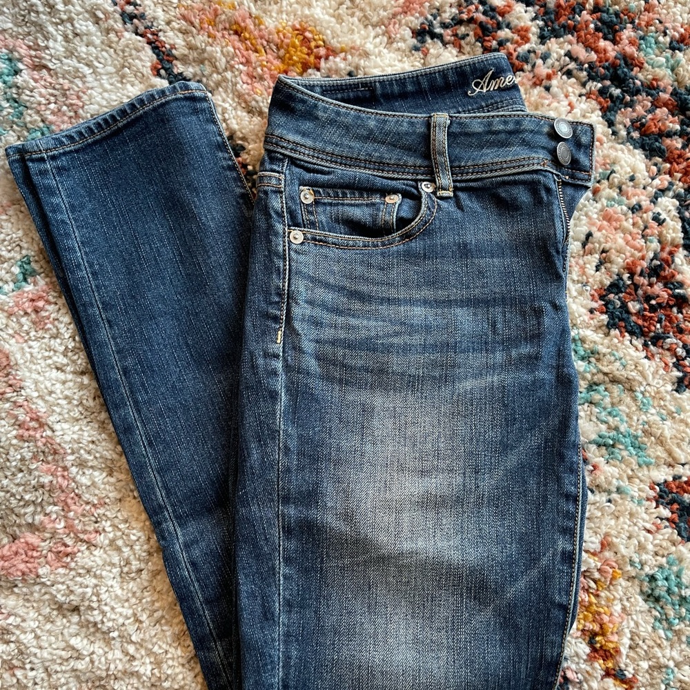 American Eagle Crop Jeans